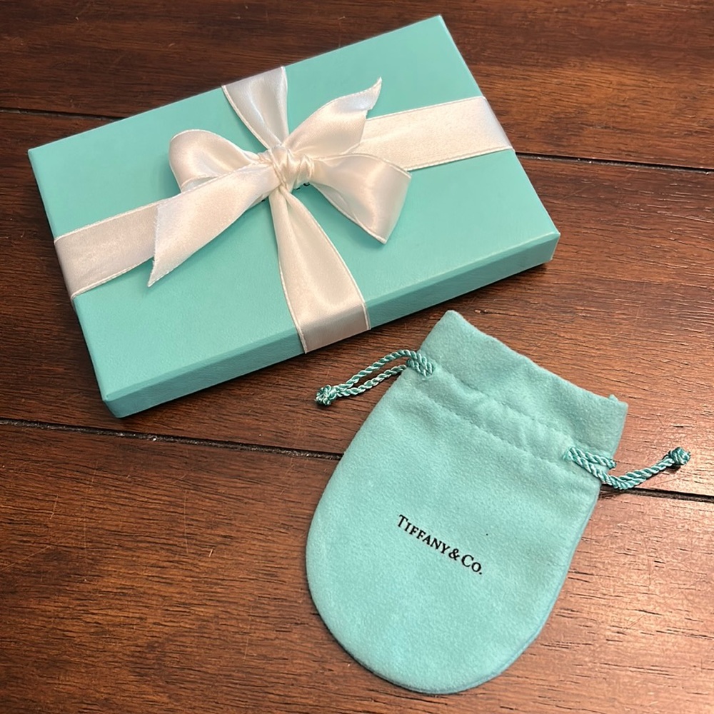 Tiffany flat blue box with drawstring suede pouch